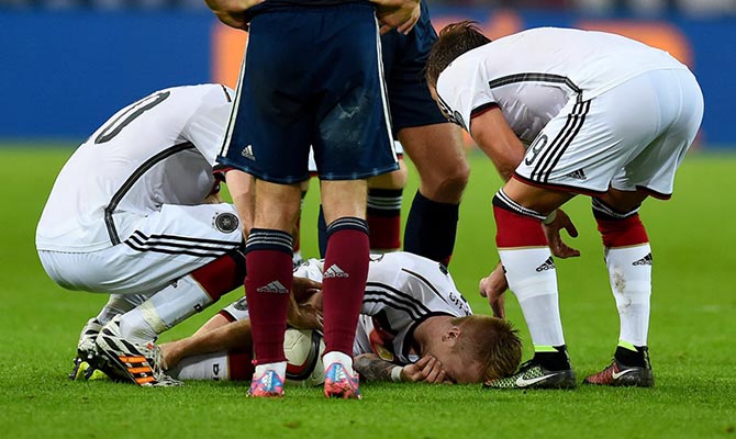 关于哥伦比亚爆冷中国,穆勒统治全场的信息 关于哥伦比亚爆冷中国,穆勒统治全场的信息