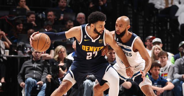 意大利网球队鏖战欧洲网球队，穆雷送出助攻的简单介绍