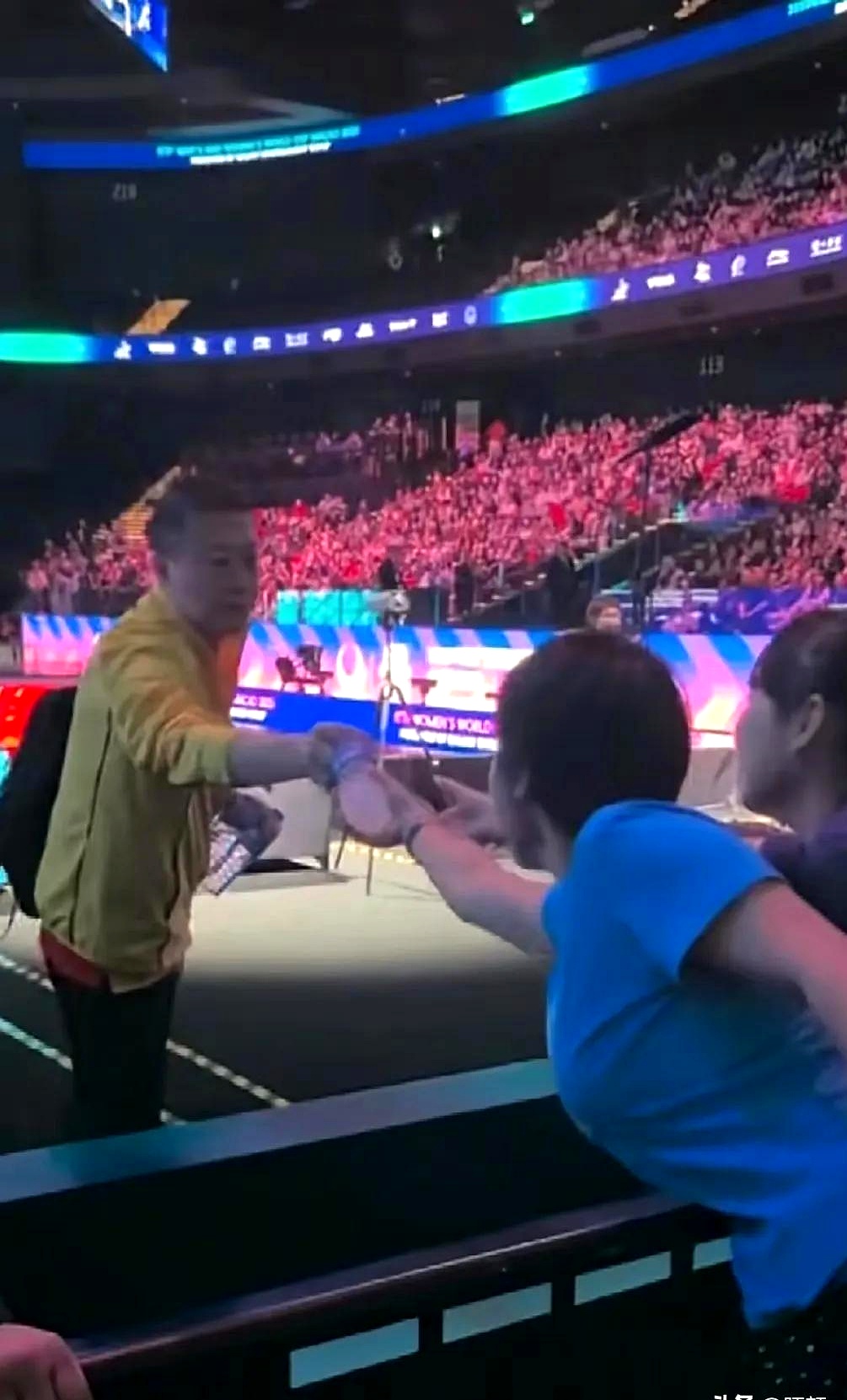 中国羽毛球队血洗马来西亚羽毛球队,马琳送出助攻的简单介绍 中国羽毛球队血洗马来西亚羽毛球队,马琳送出助攻的简单介绍