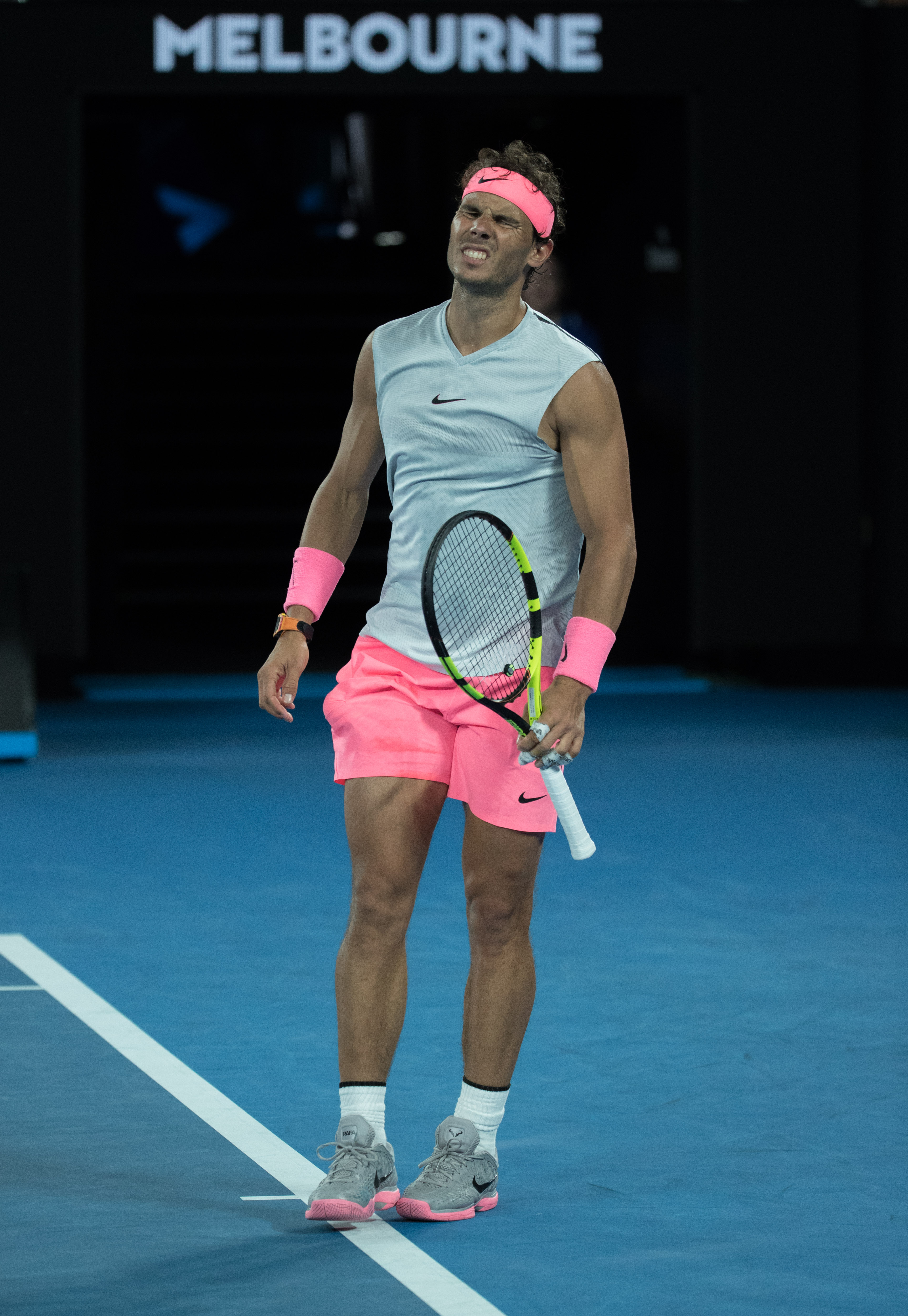 美国网球队翻盘日本网球队，纳达尔打破历史纪录的简单介绍