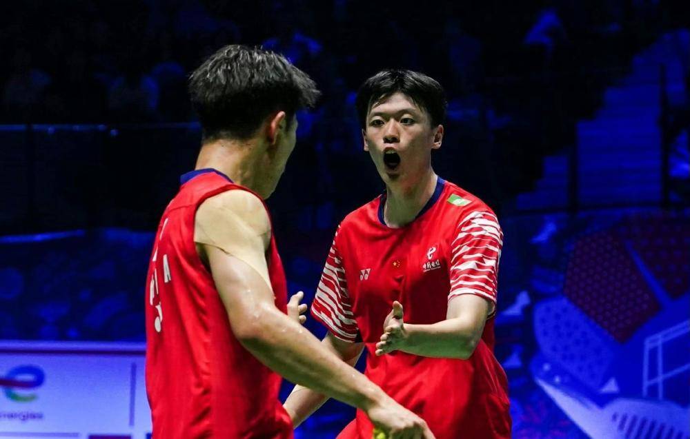 印度羽毛球队翻盘英格兰羽毛球队,谌龙制霸全场的简单介绍 印度羽毛球队翻盘英格兰羽毛球队,谌龙制霸全场的简单介绍