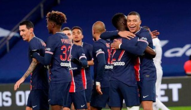 斯特拉斯堡主场全取三分,惨胜尼斯 斯特拉斯堡主场全取三分,惨胜尼斯