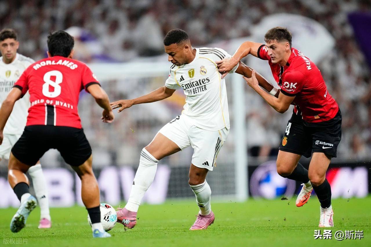 皇马客场逆转罗马,取得胜利的简单介绍 皇马客场逆转罗马,取得胜利的简单介绍