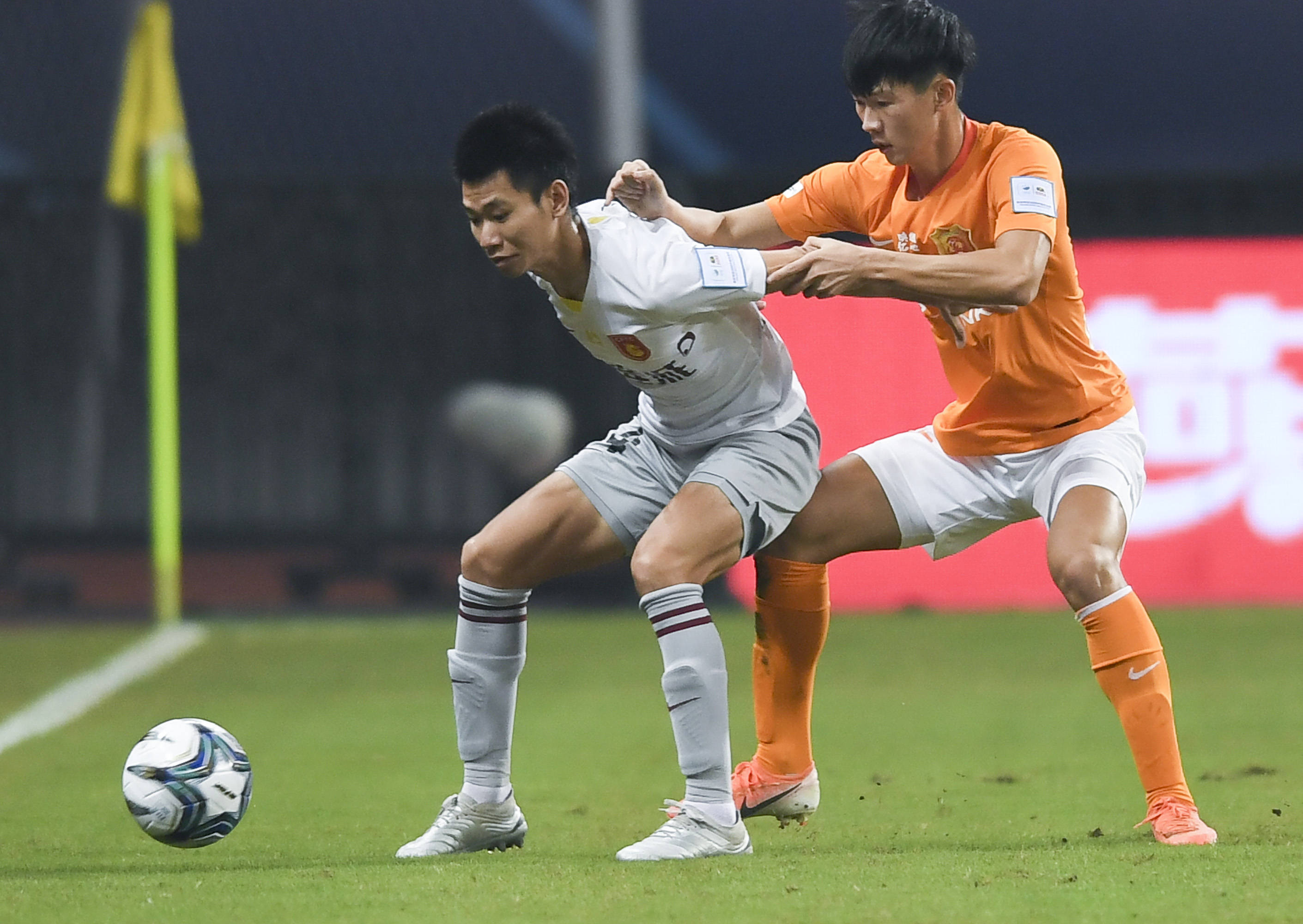 关于神秘外援助力河北华夏幸福，主场击败武汉卓尔的信息