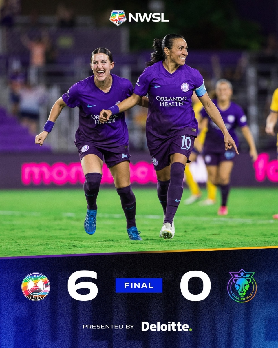 关于国际足球赛事中，女子联赛斩获大胜的信息