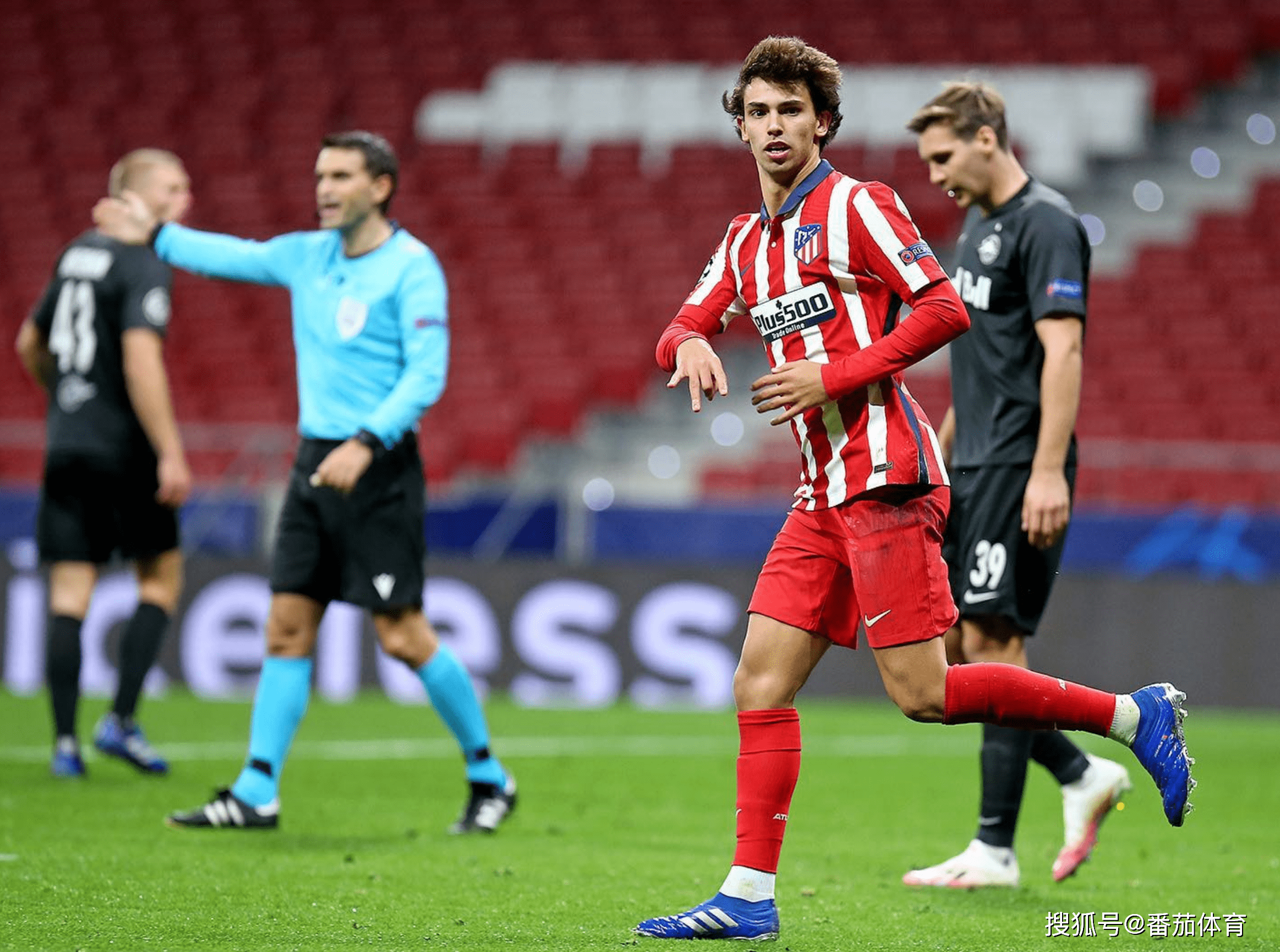 里昂主场不敌蒙彼埃，欧冠资格险象环生的简单介绍