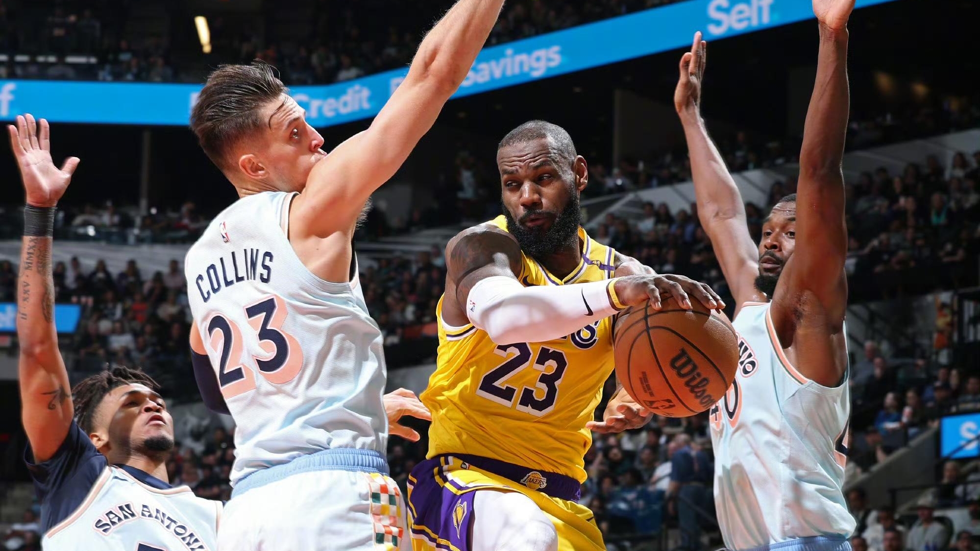 关于马刺强势湖人，塔图姆绝境逆转的信息