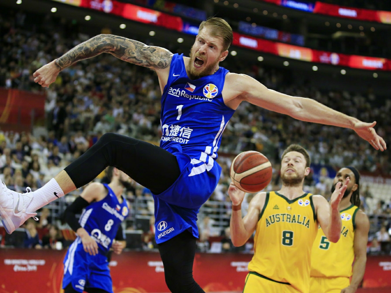 西班牙男篮力克澳大利亚男篮,莫里斯打破历史纪录的简单介绍 西班牙男篮力克澳大利亚男篮,莫里斯打破历史纪录的简单介绍