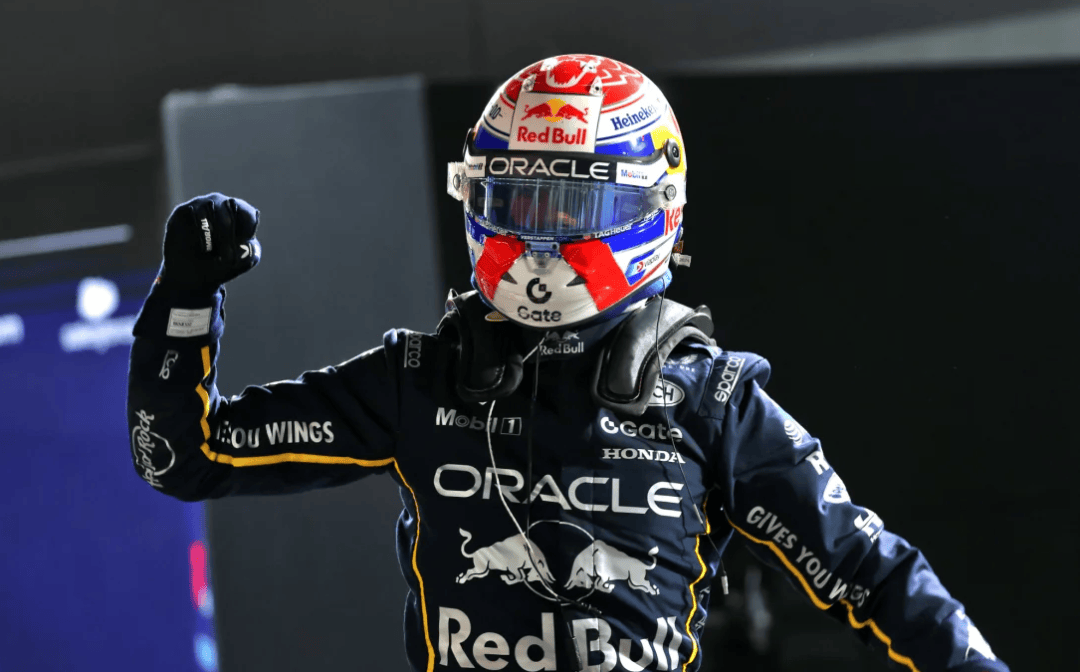 迈凯伦横扫红牛车队，维斯塔潘统治全场的简单介绍